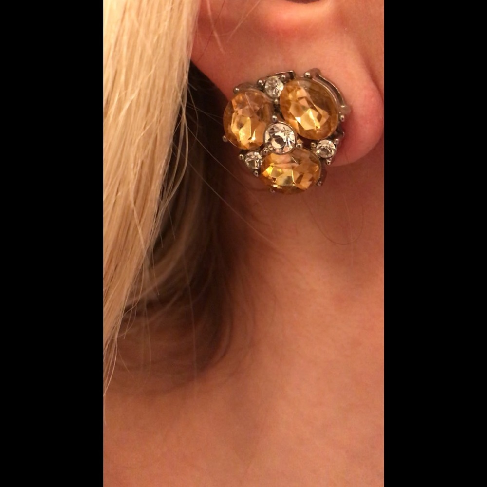 NEW STYLISH ELEGANCE.. ROYAL ESTATE STYLE Earrings